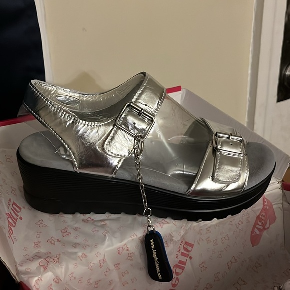Alegria Morgyn SILVER Mirror Leather Platform Sandals, Women’s Sz 7.5 - Picture 3 of 4